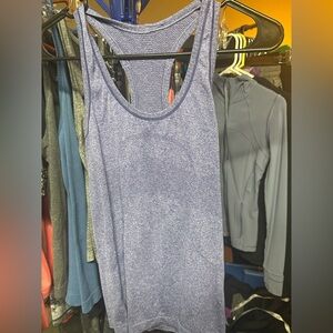 Lululemon swiftly tank size 4